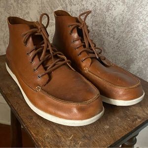 Olukai Nalukai lace up boot/chukka. Mens 11.5